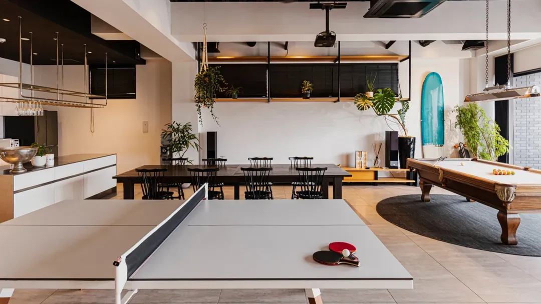 H Hotel-9