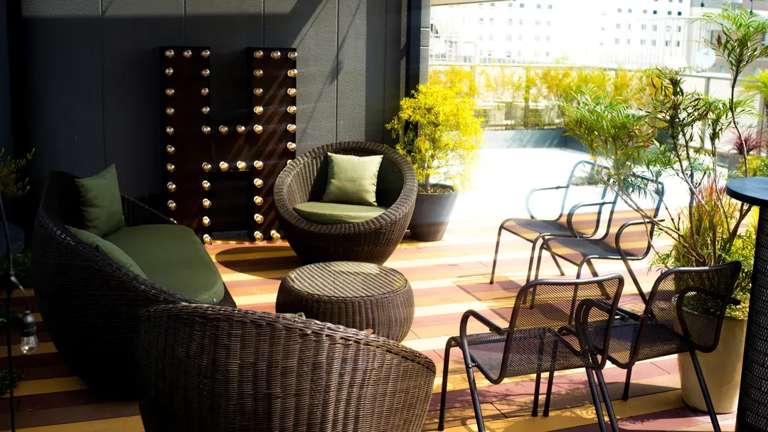 H Hotel-3