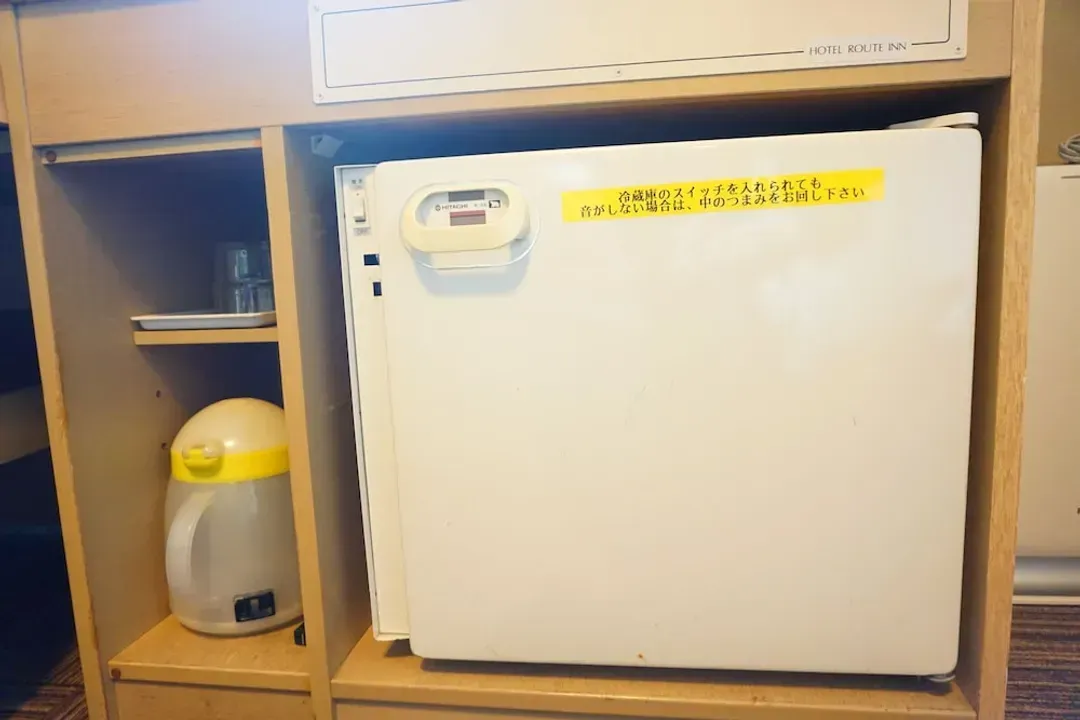Mini-refrigerator