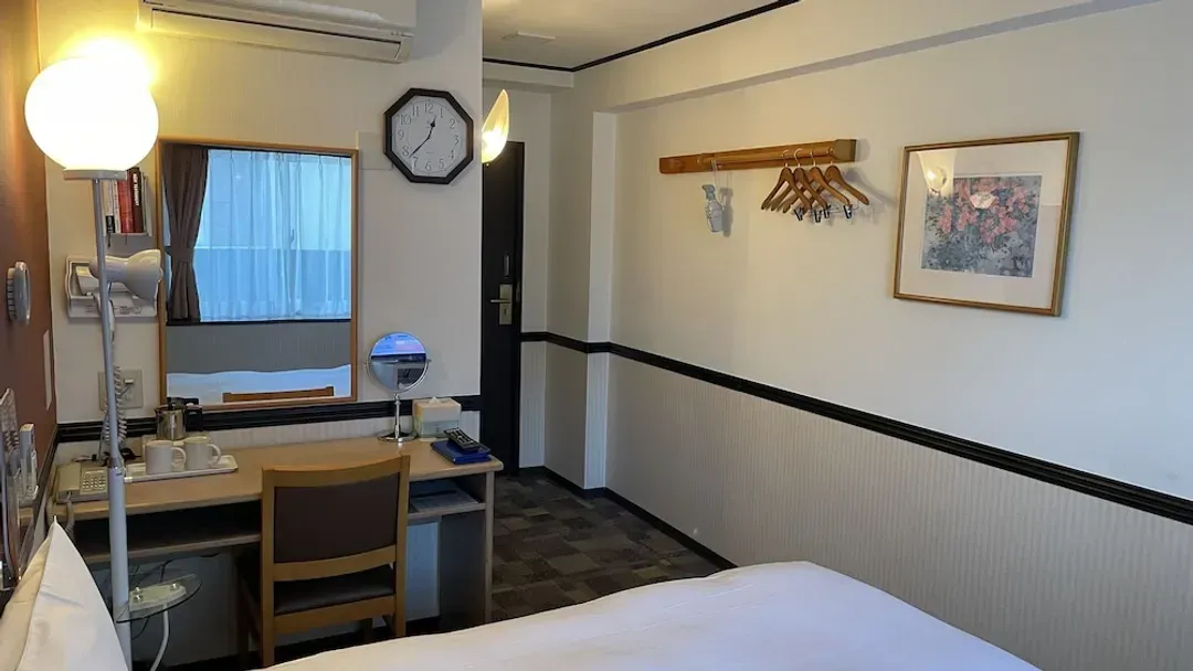 Room amenity