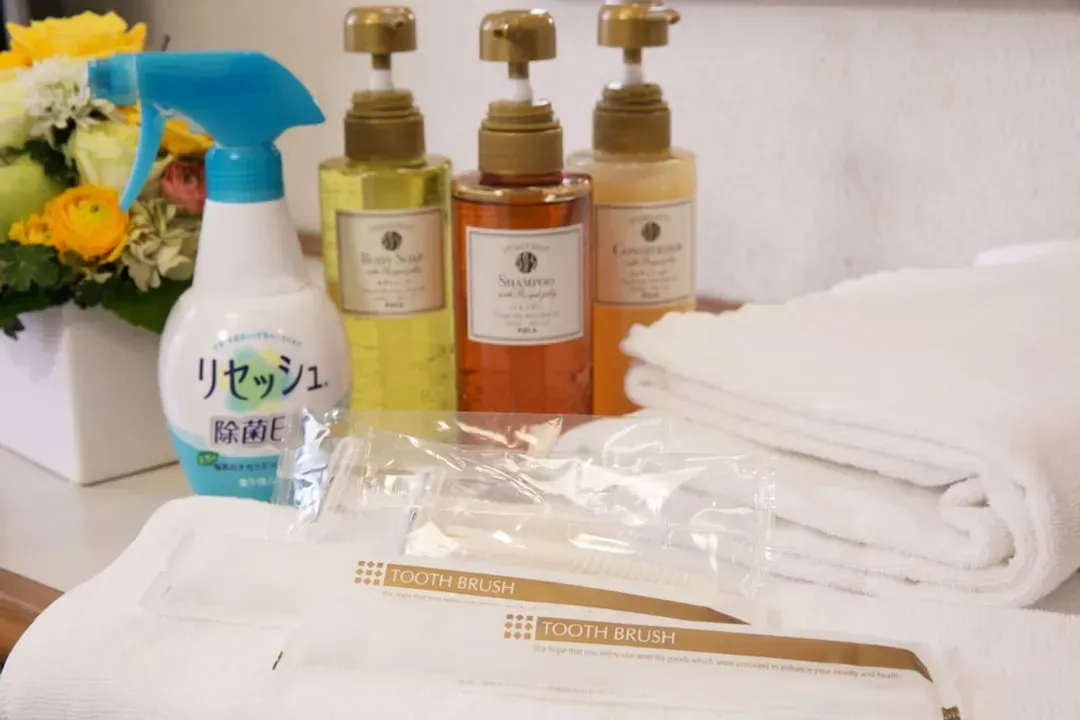 Bathroom amenities
