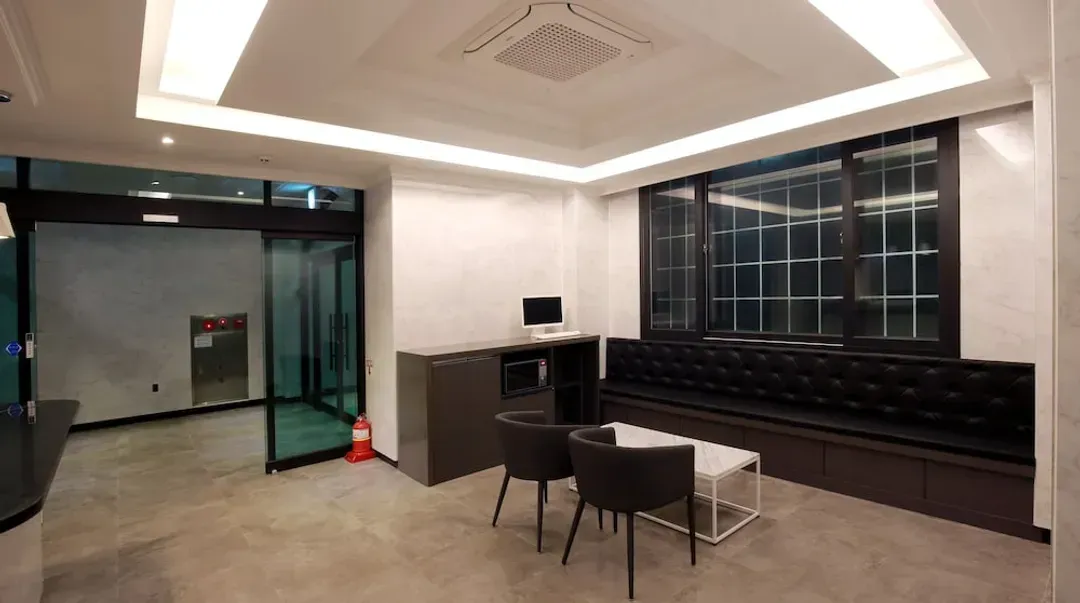 Lobby sitting area
