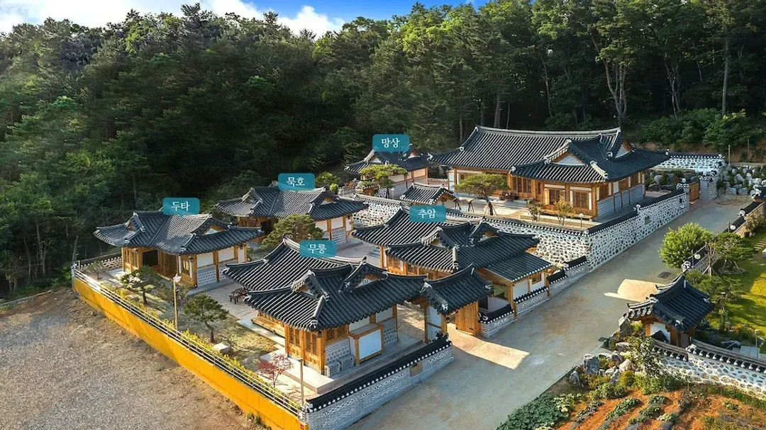 Gangwon-do-Donghae Hanok Donganjae