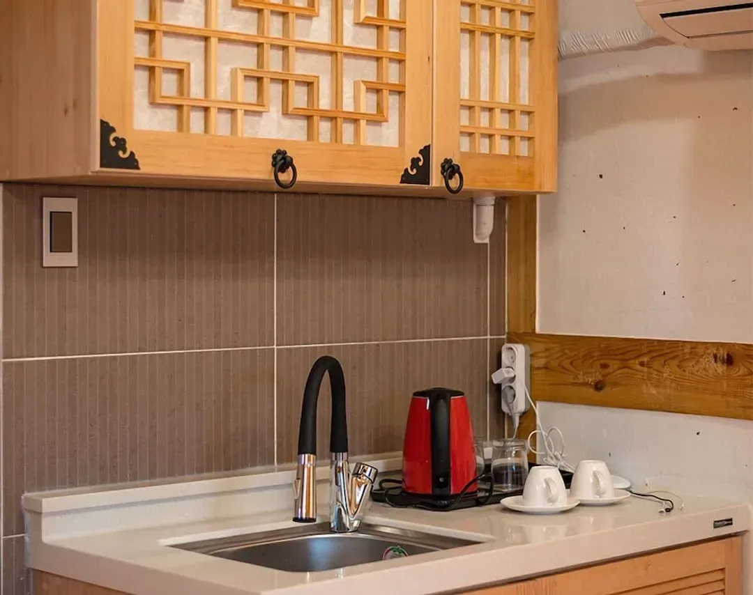 Private kitchenette
