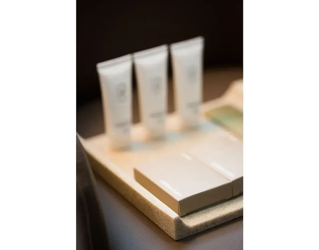 Bathroom amenities