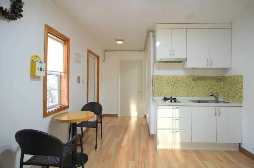 Private kitchenette