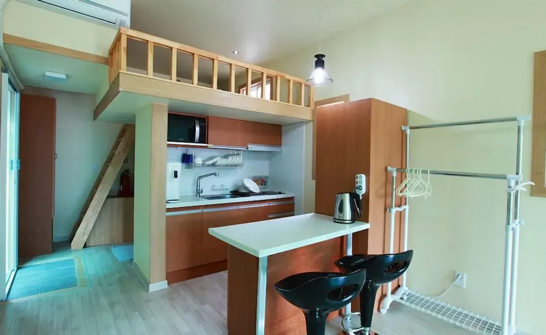 Private kitchenette
