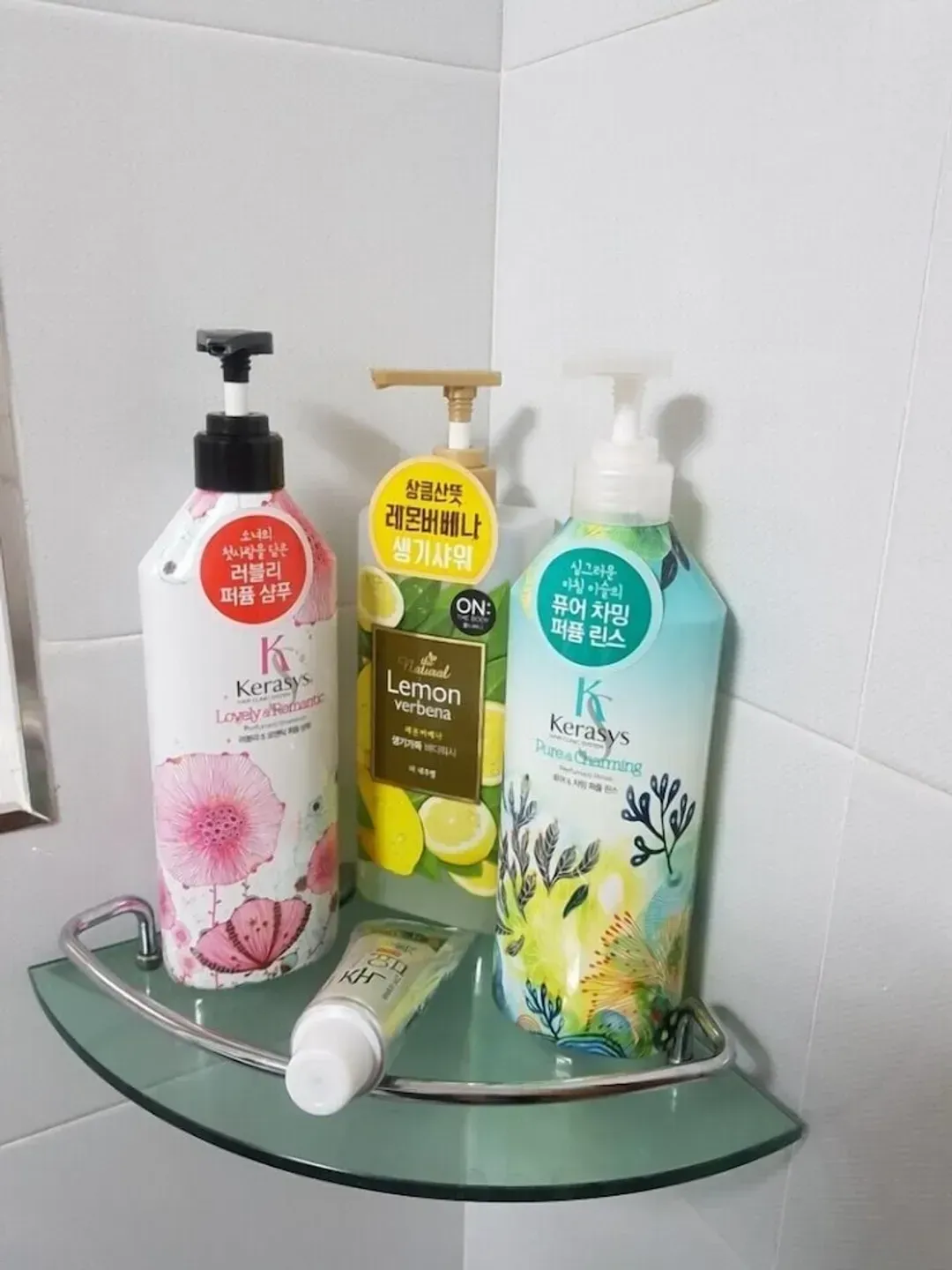 Bathroom amenities