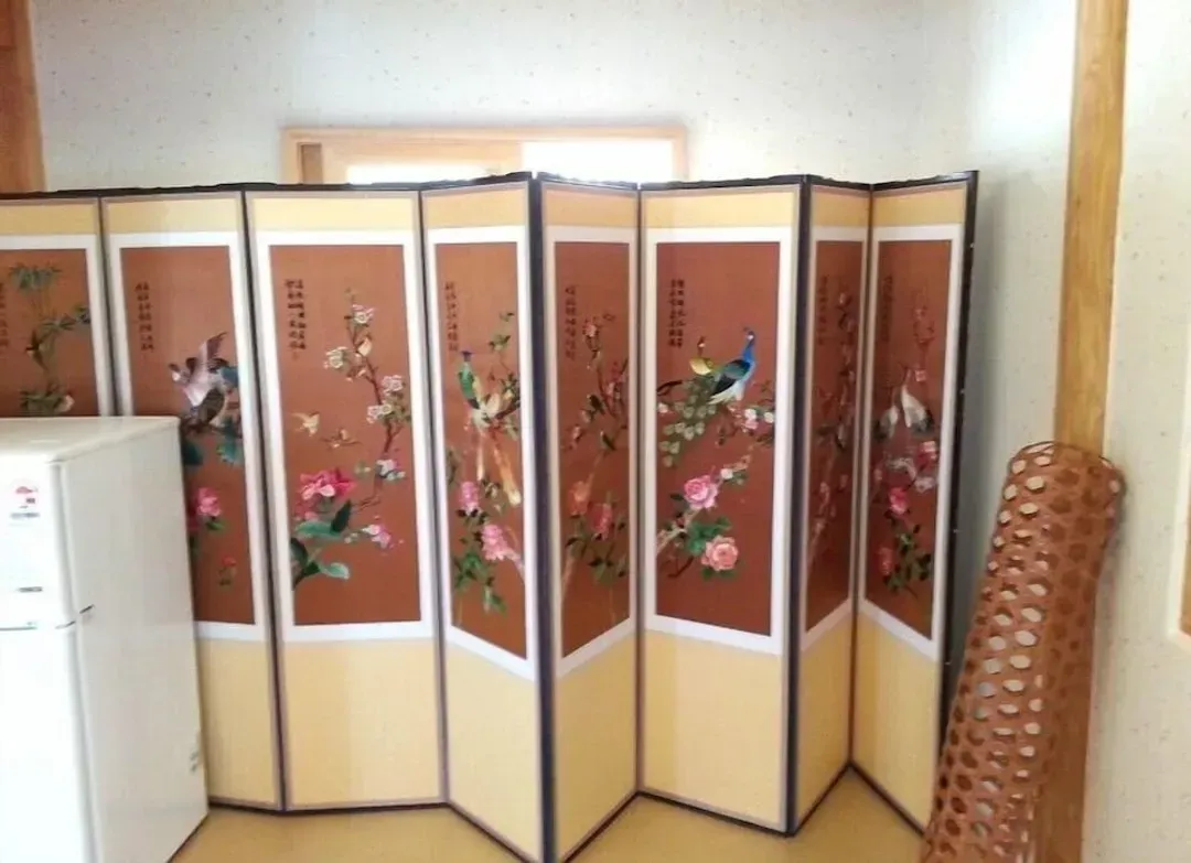 Mini-refrigerator