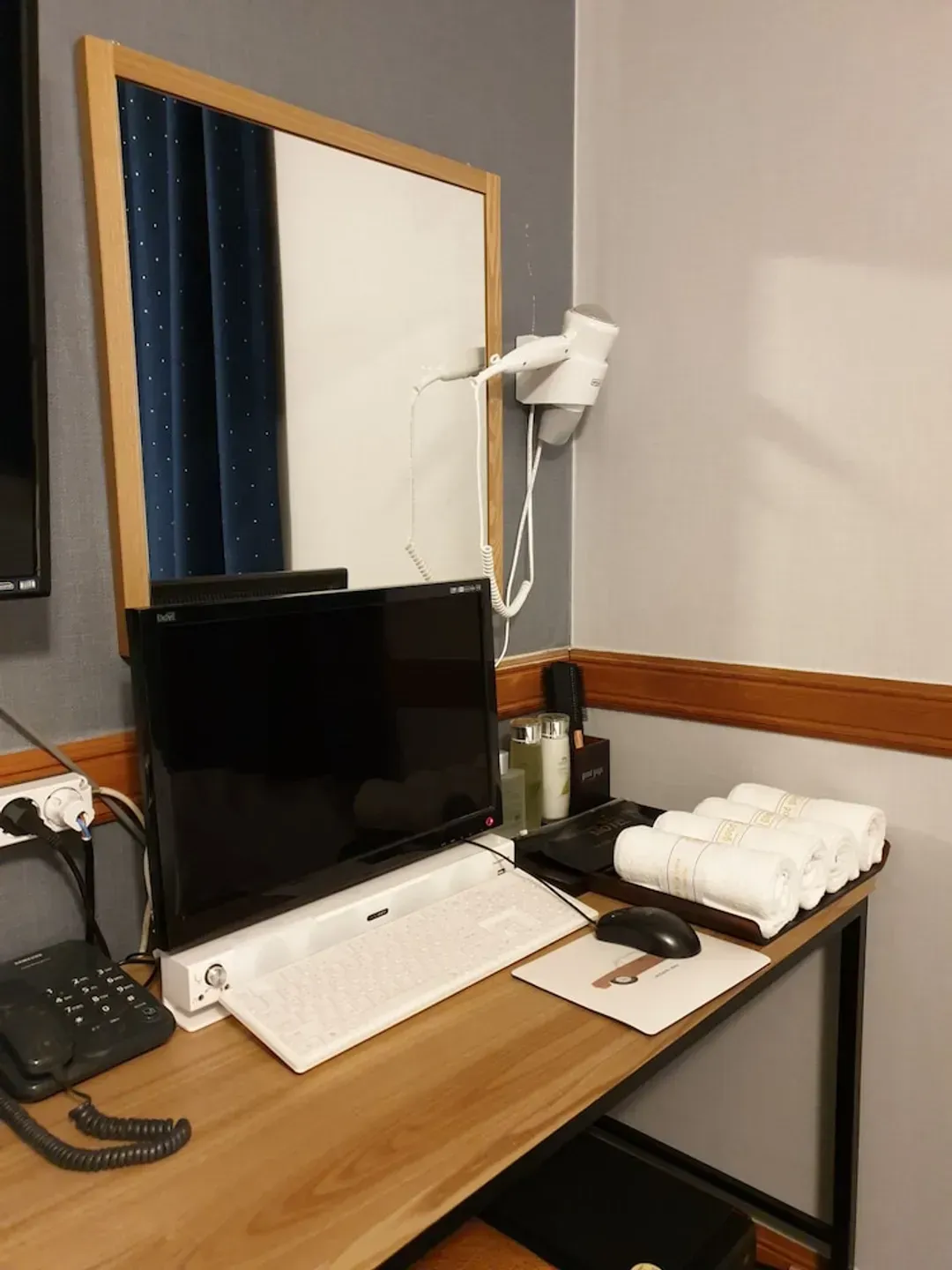 Room amenity