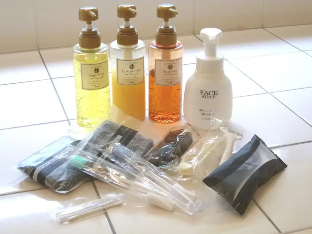 Bathroom amenities