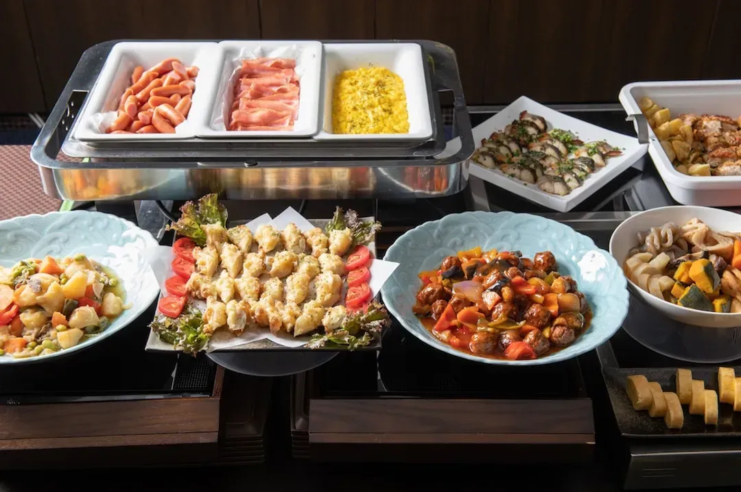 Breakfast buffet