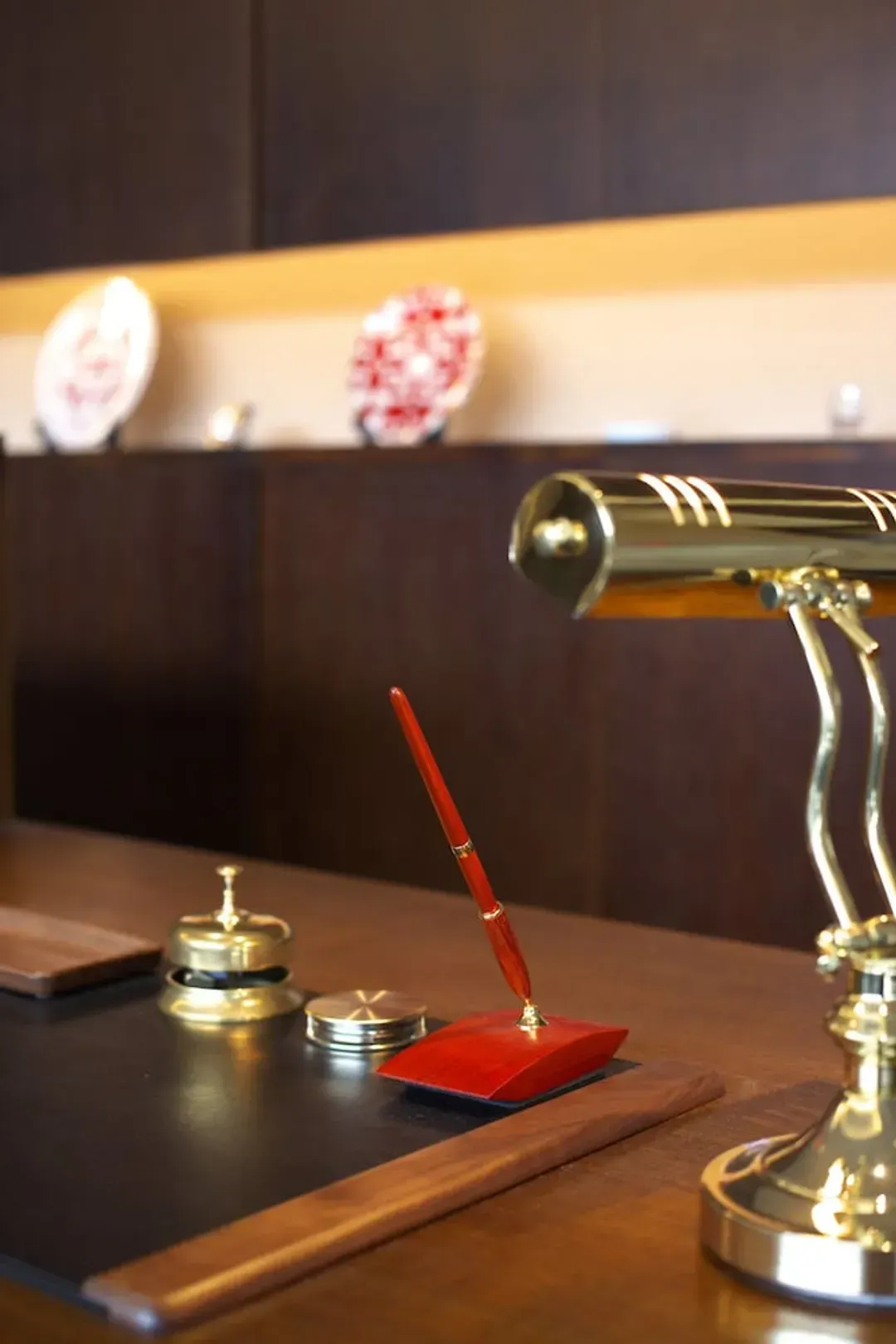 Concierge desk