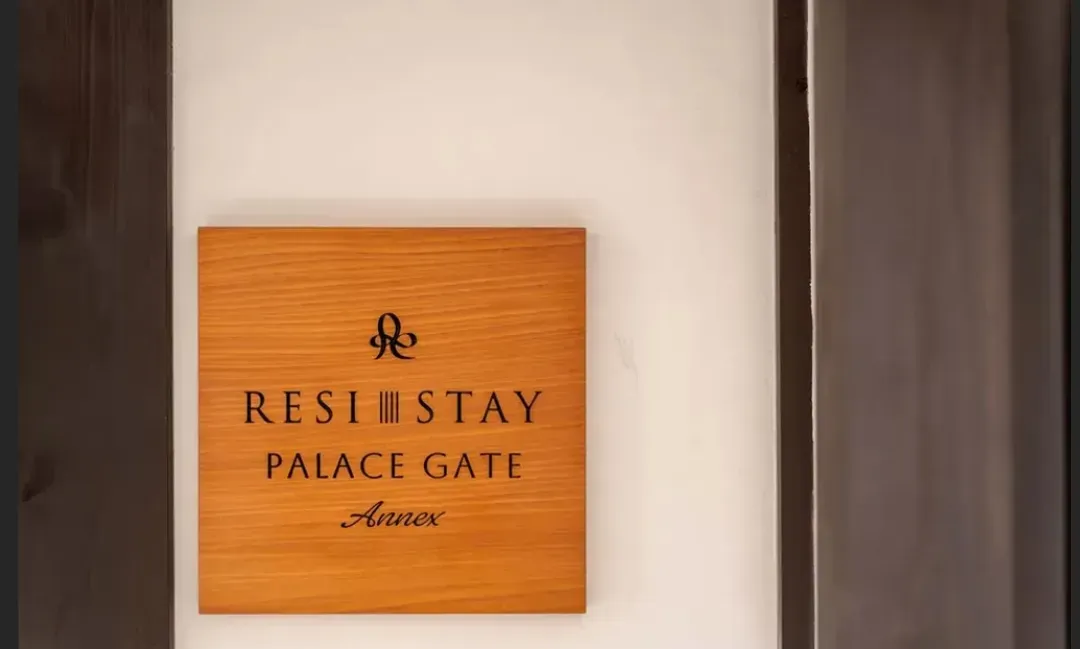 RESI STAY PALACE GATE-17