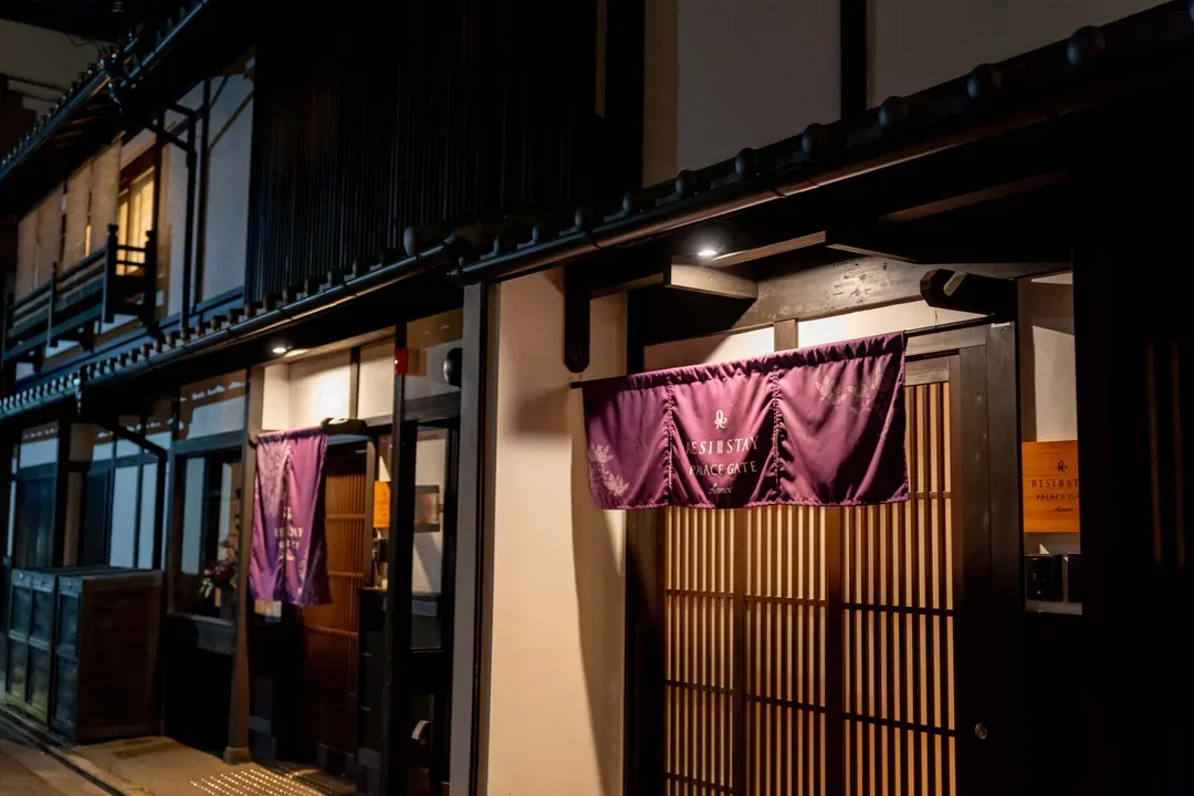 RESI STAY PALACE GATE-19