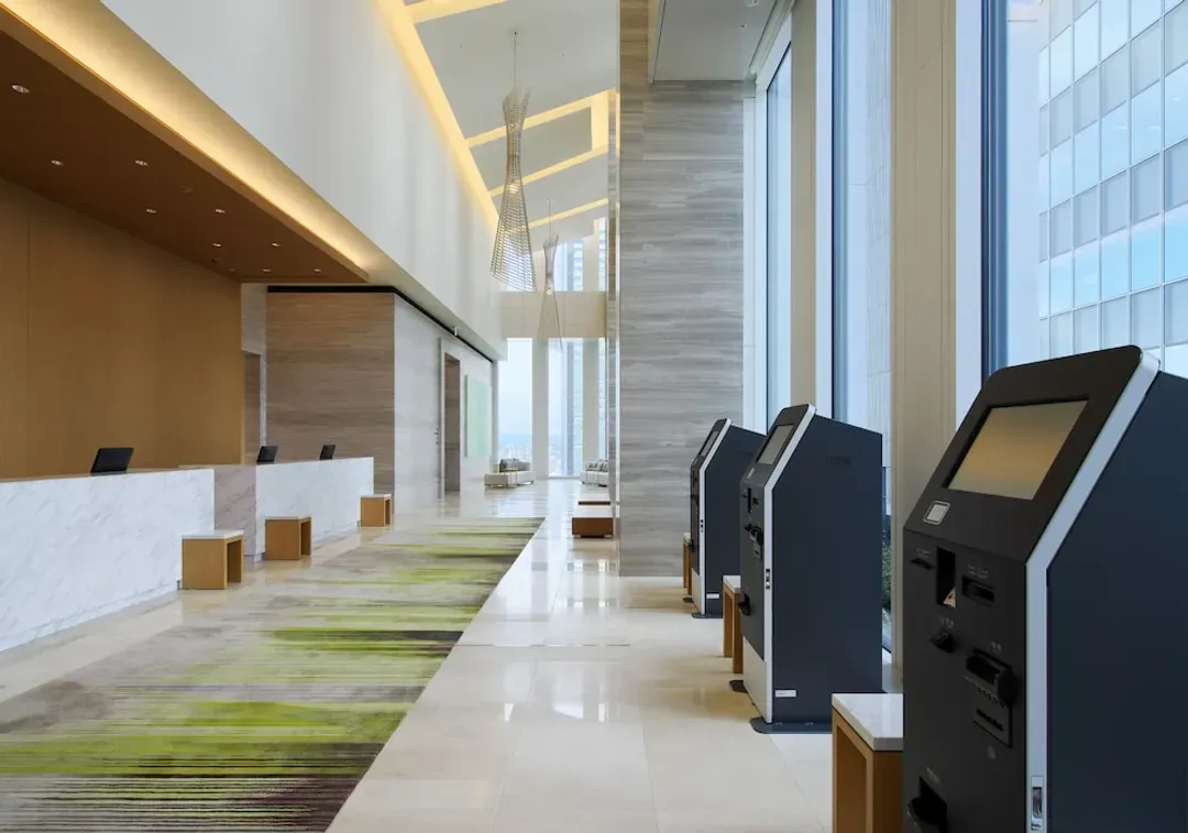 Check-in/check-out kiosk