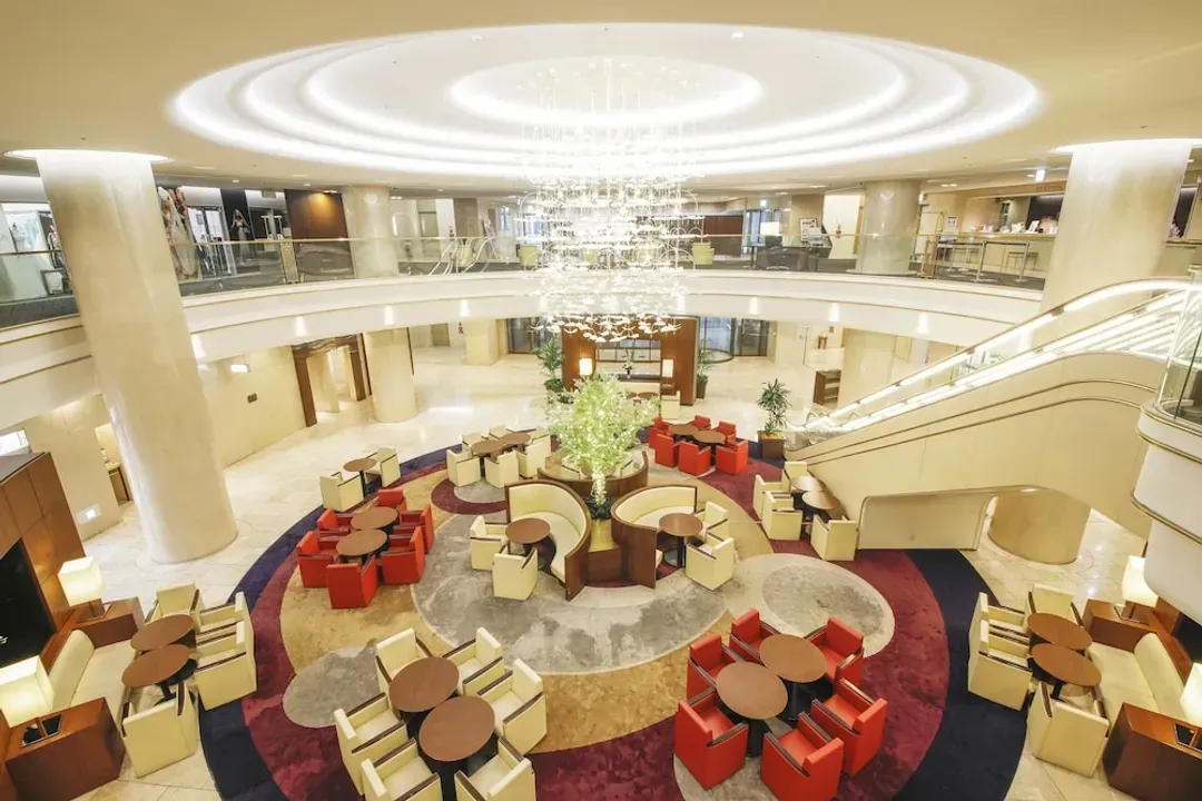 Lobby lounge