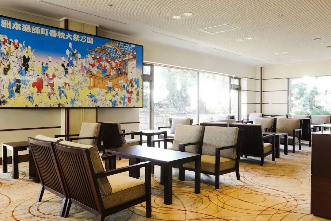 Lobby lounge