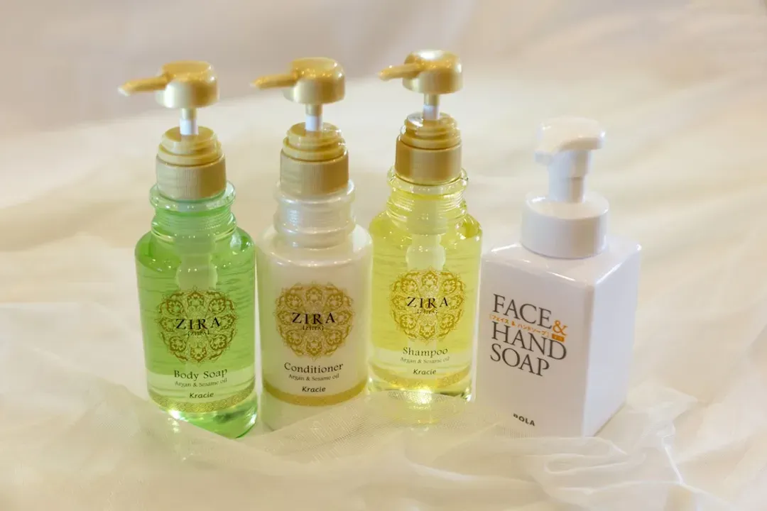 Bathroom amenities