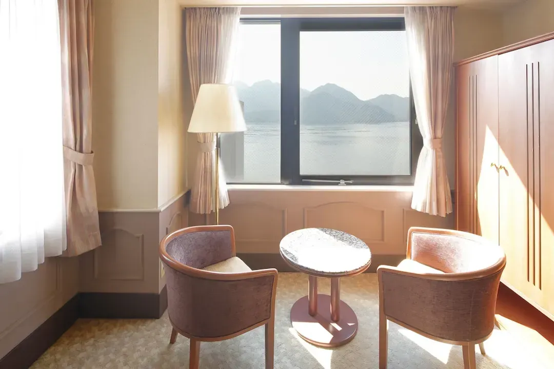 Room amenity
