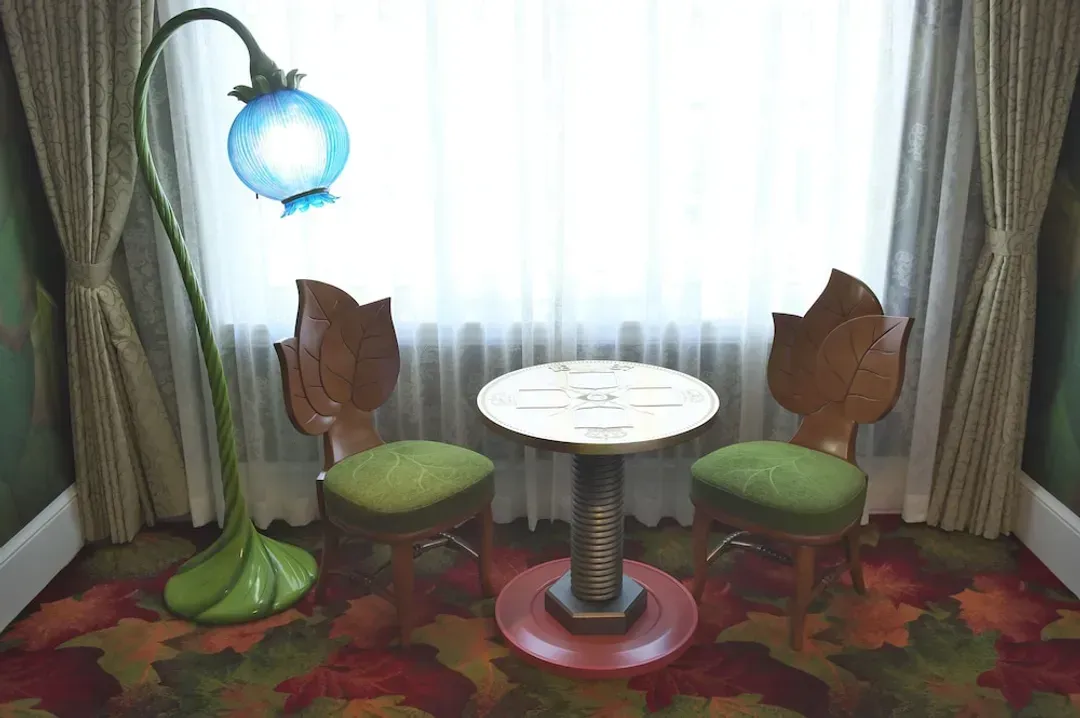 Room amenity