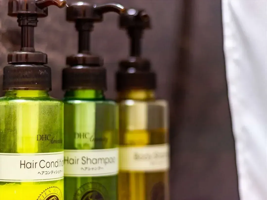 Bathroom amenities