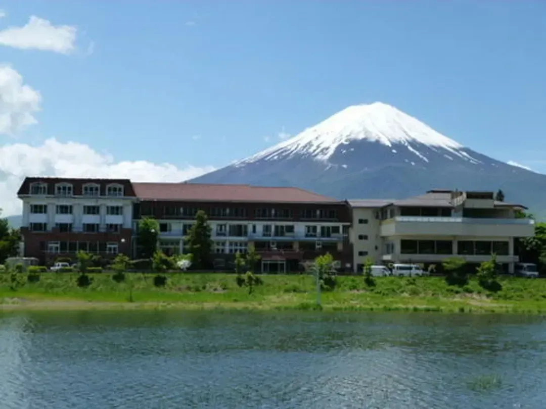 Primary image