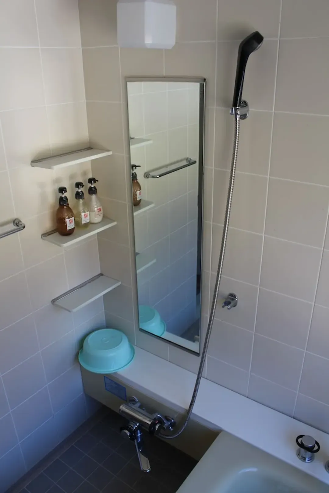 Bathroom shower