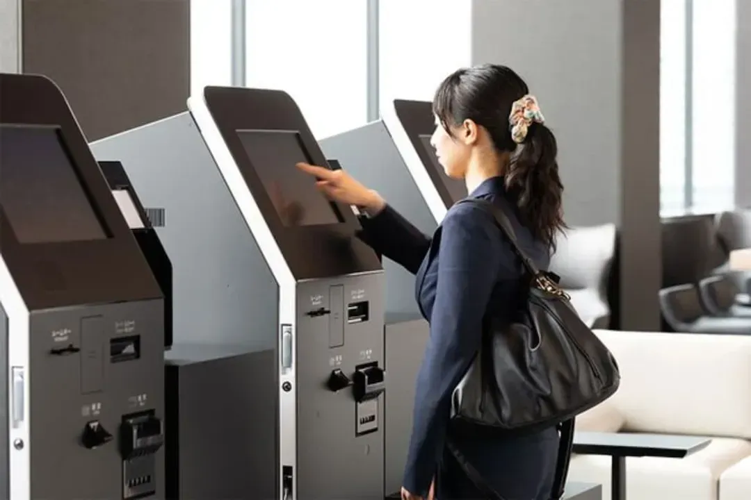 Check-in/check-out kiosk