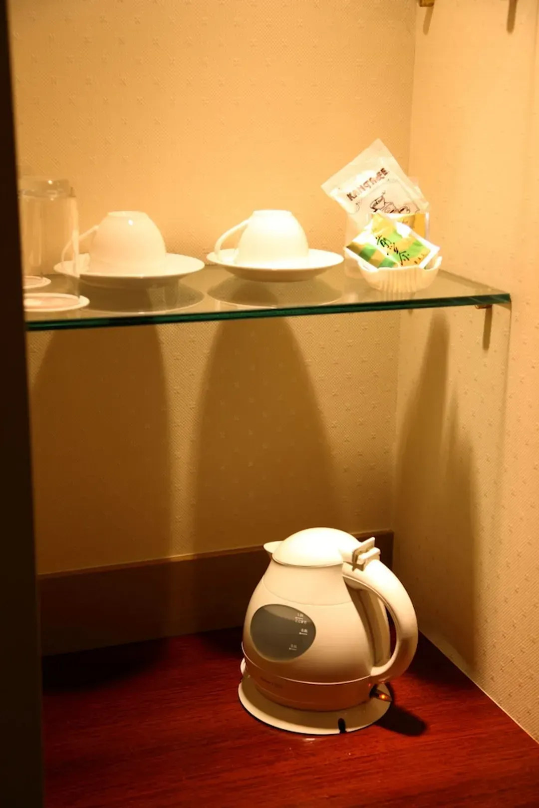 Room amenity