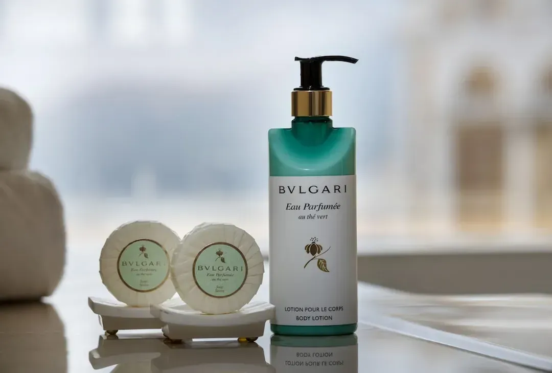 Bathroom amenities