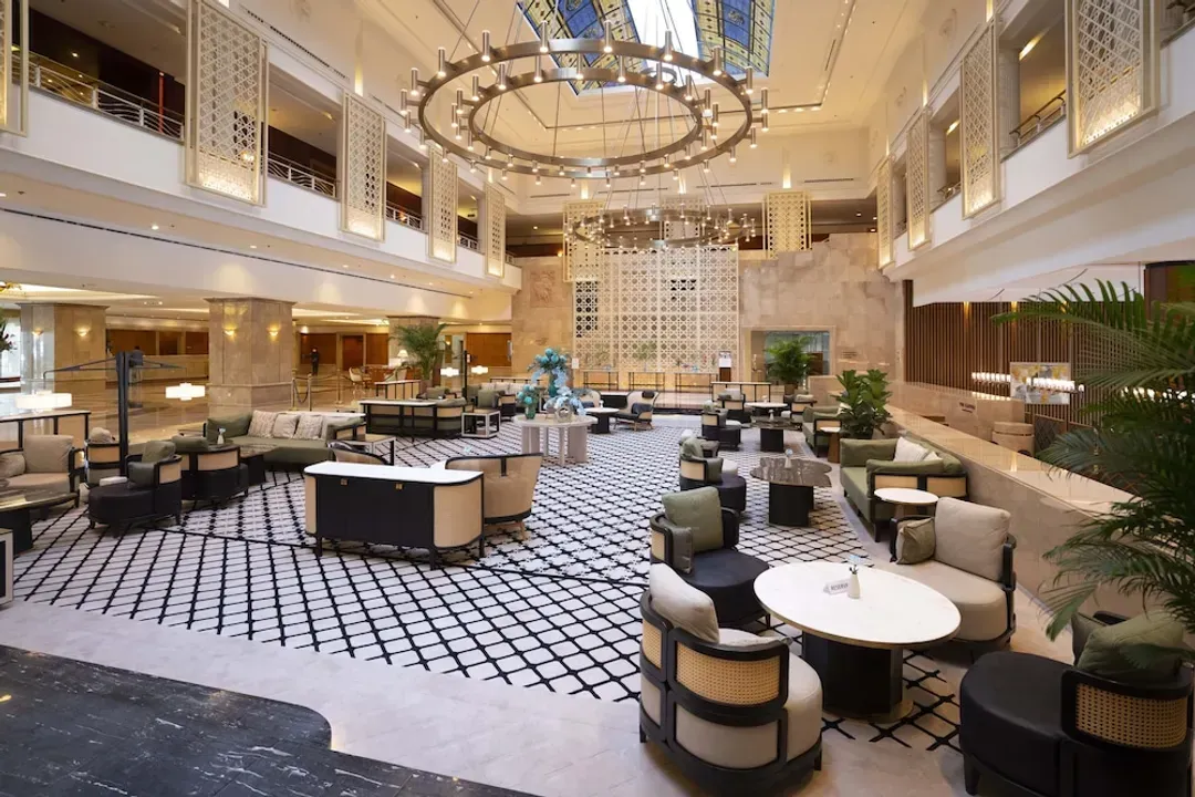 Lobby lounge
