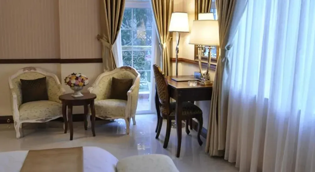 Room amenity