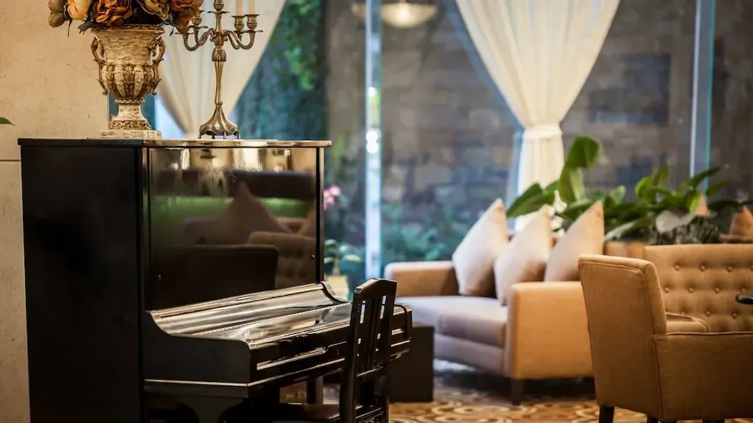 Lobby sitting area