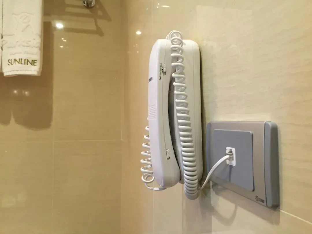 Bathroom amenities