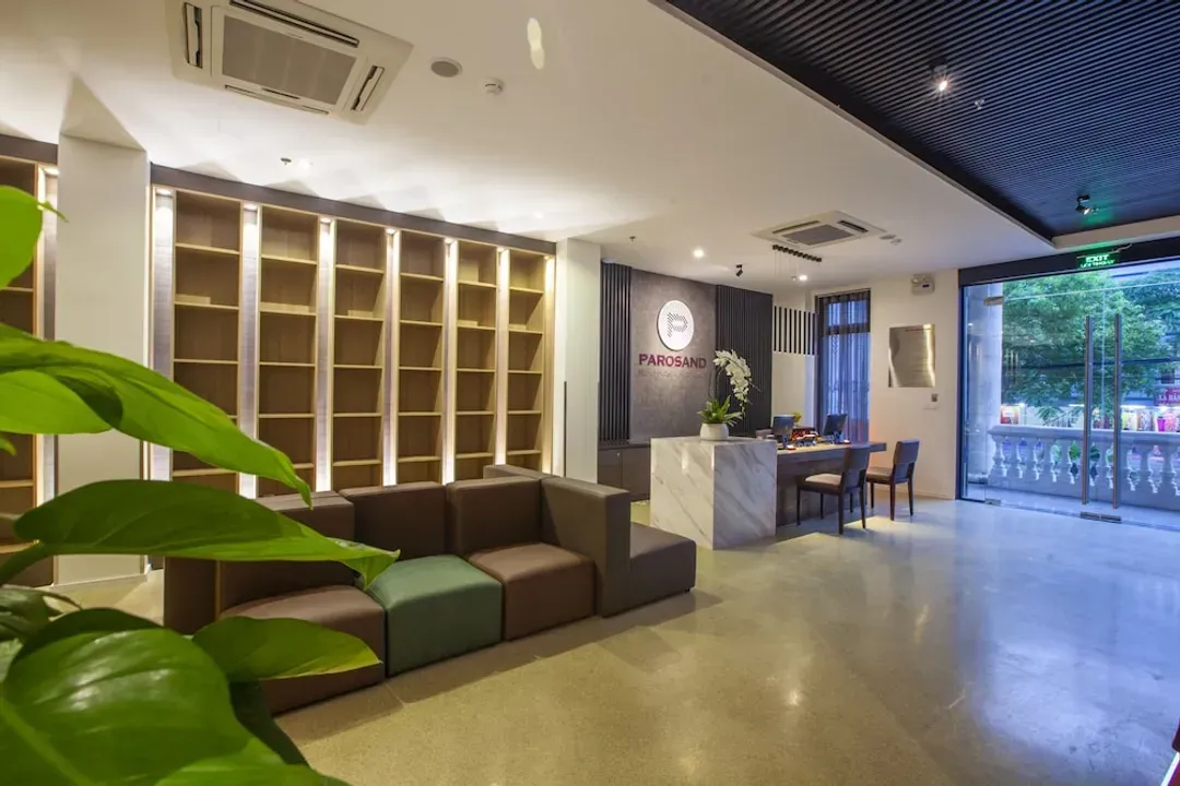 Lobby sitting area