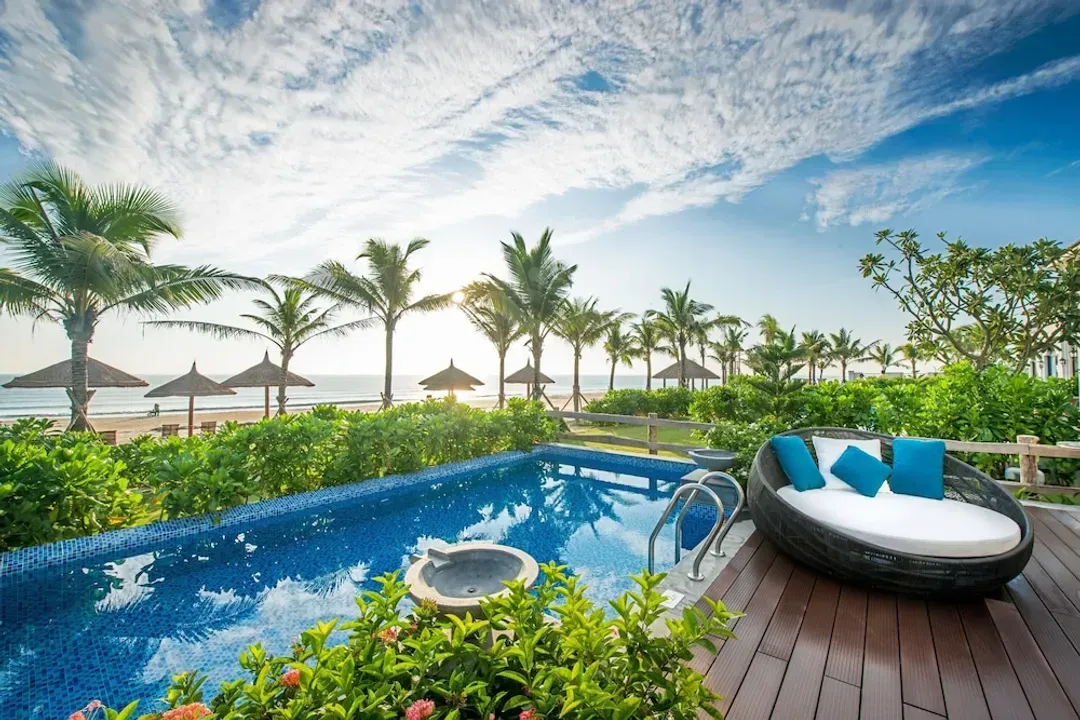 Private pool