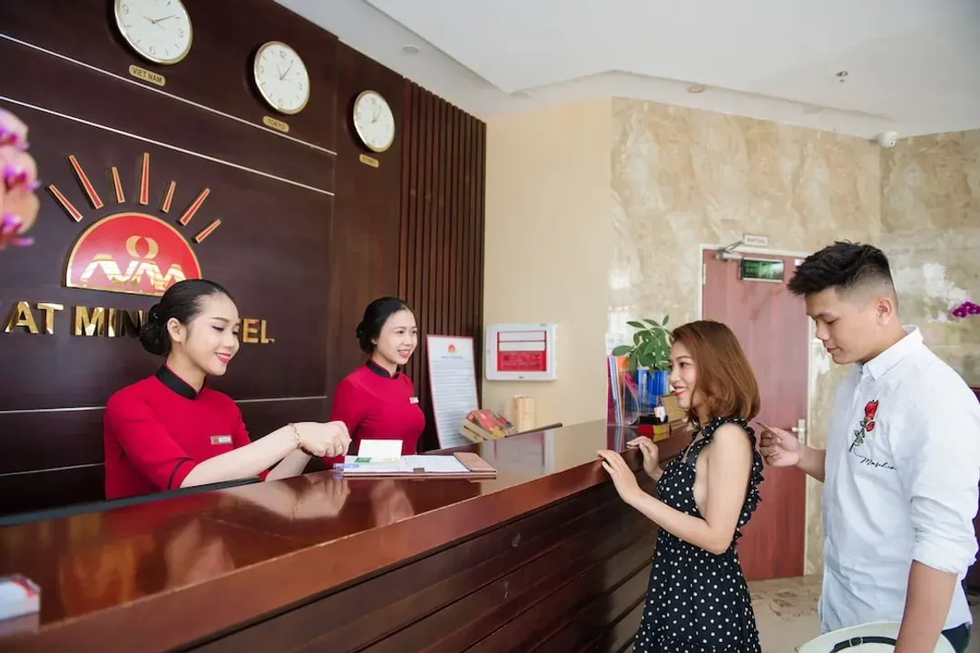Check-in/check-out kiosk