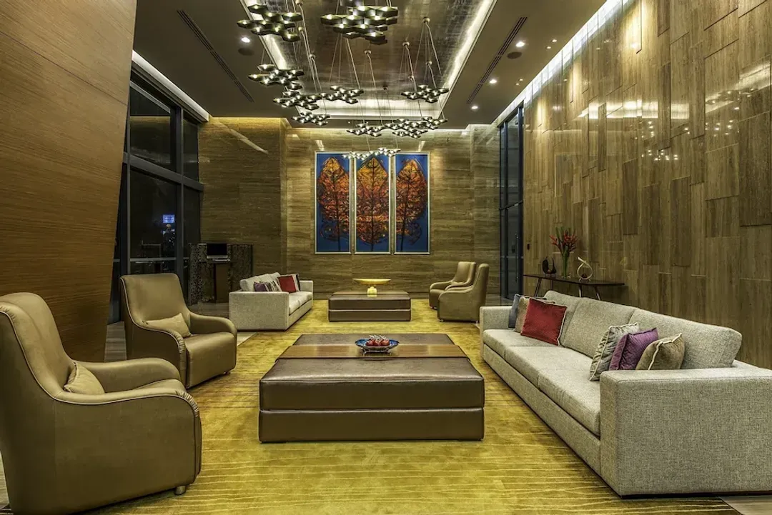 Lobby lounge