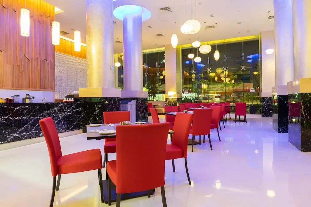 Lobby lounge