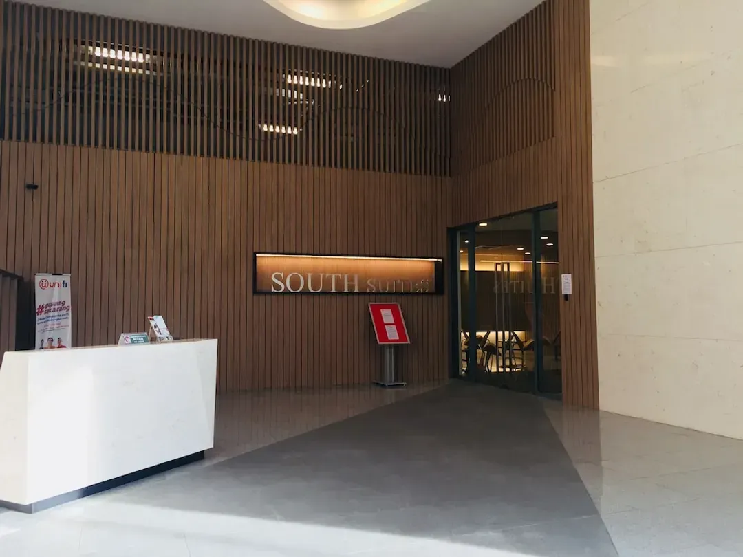 Concierge desk
