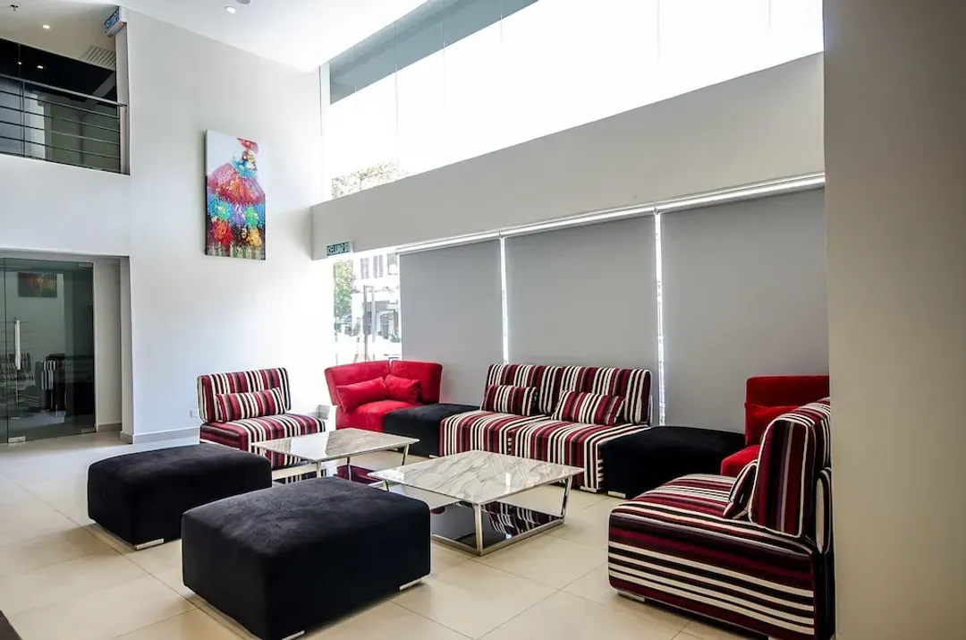 Lobby lounge