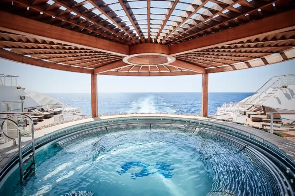 【公主遊輪】鑽石公主號～環遊日本春季花朵 12天