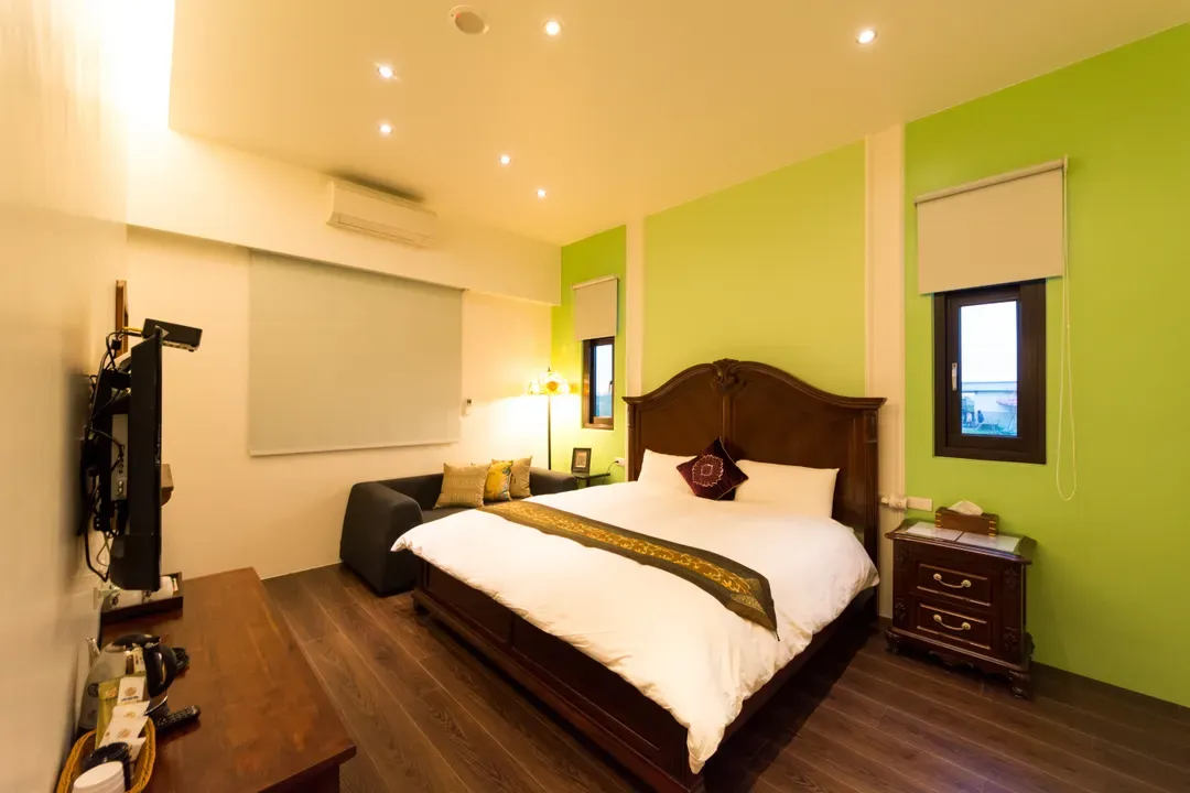 Seed B&B-11