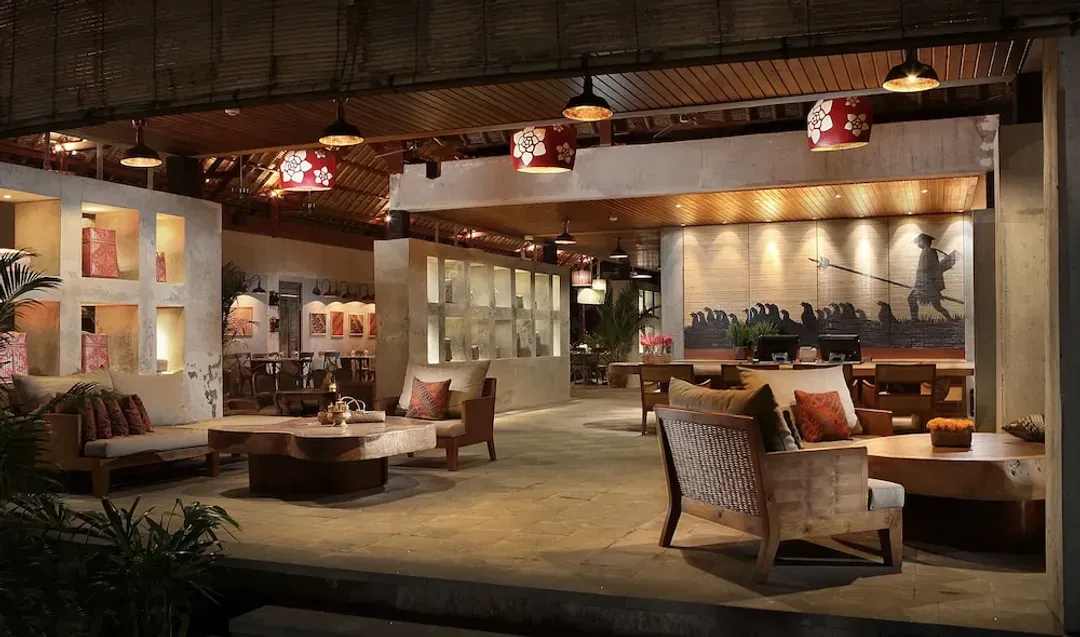 Lobby lounge