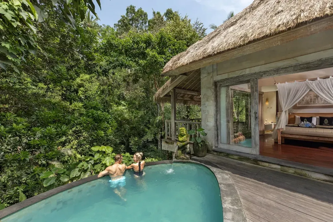 Private pool