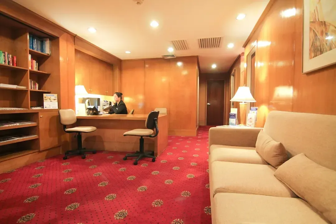 Concierge desk