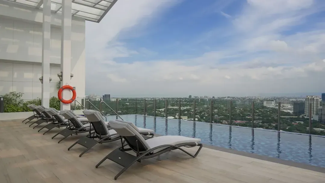 Rooftop pool