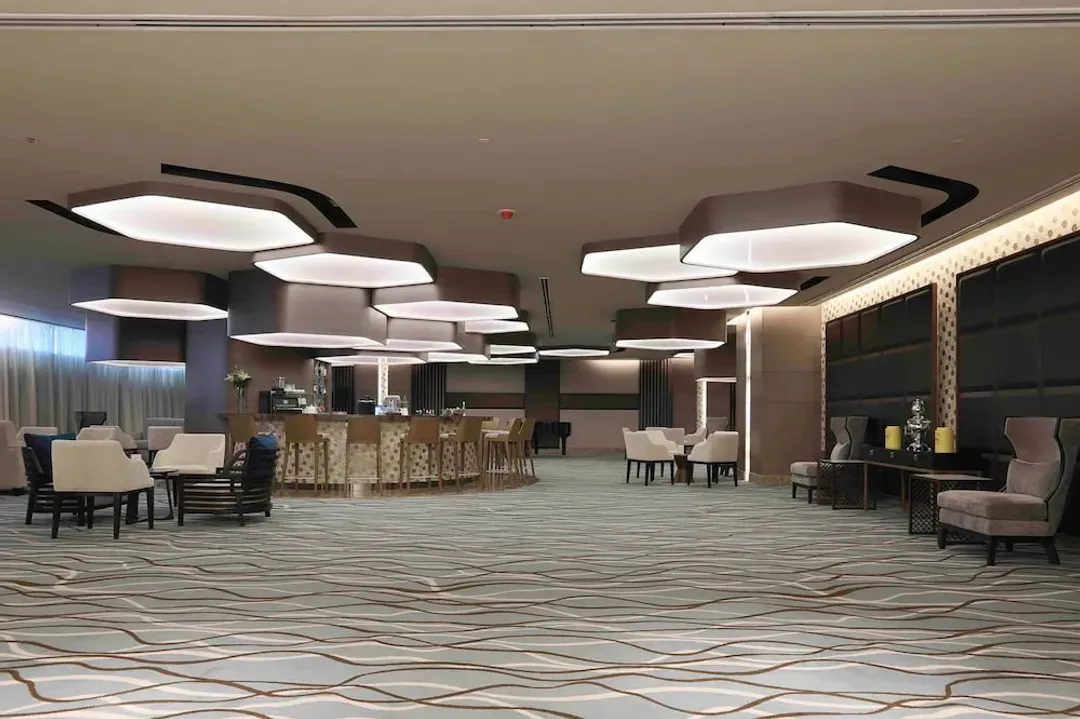 Lobby lounge