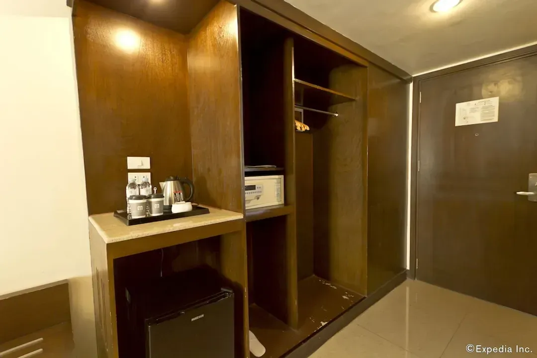 Room amenity